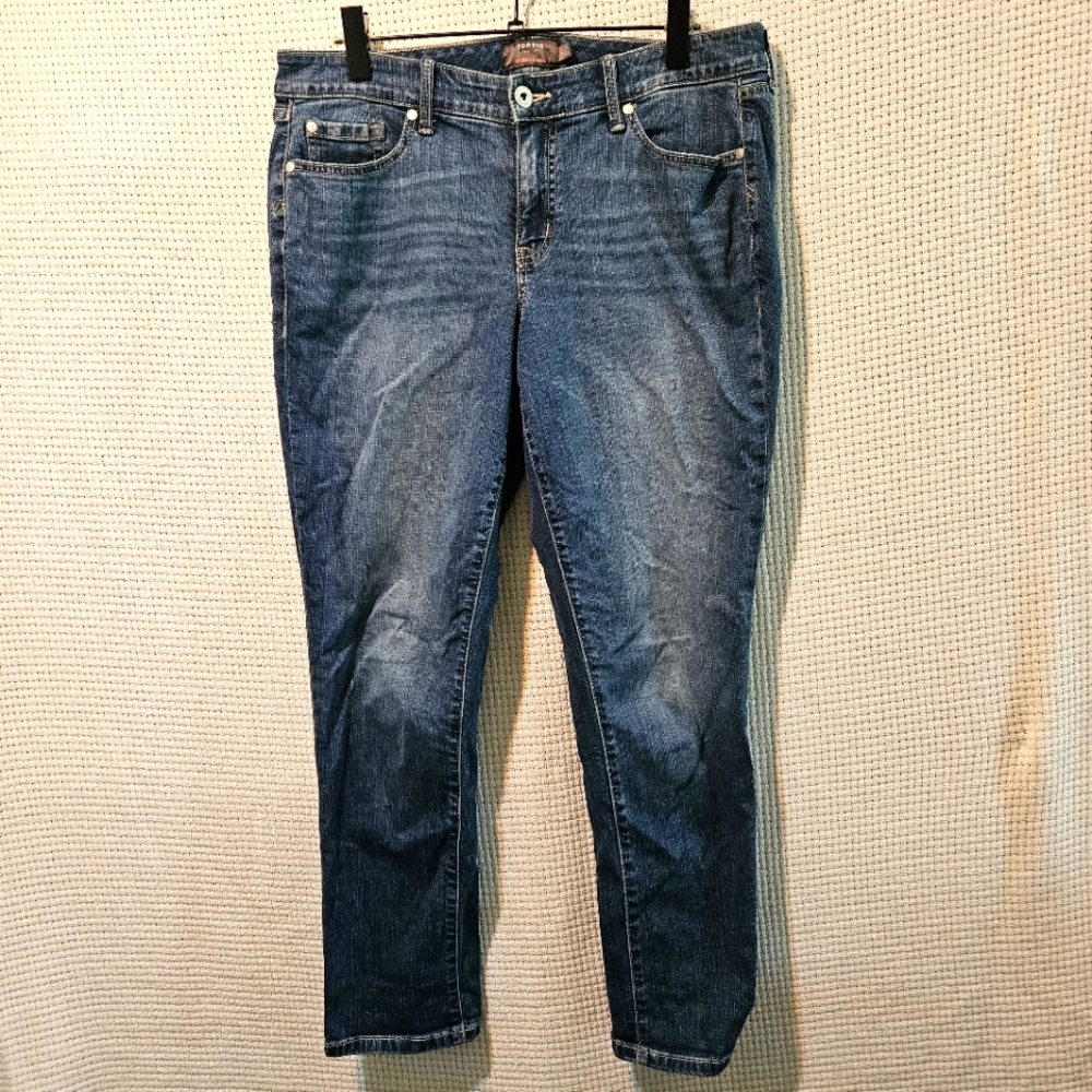 Torrid Sz 12R Boyfriend Straight Leg Dark Wash Denim Jeans